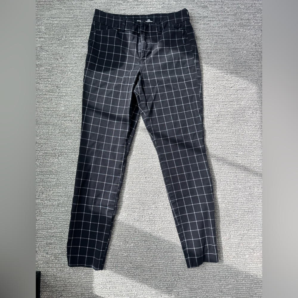 Old Navy Black and White Checkered Pants